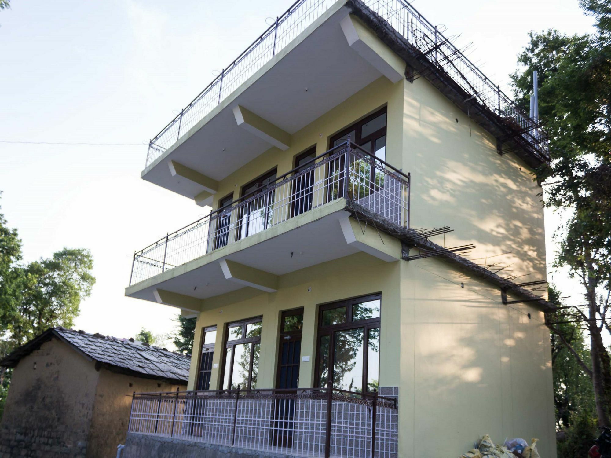 Oyo Home 13409 Cozy Stay Dharamshala Eksteriør bilde